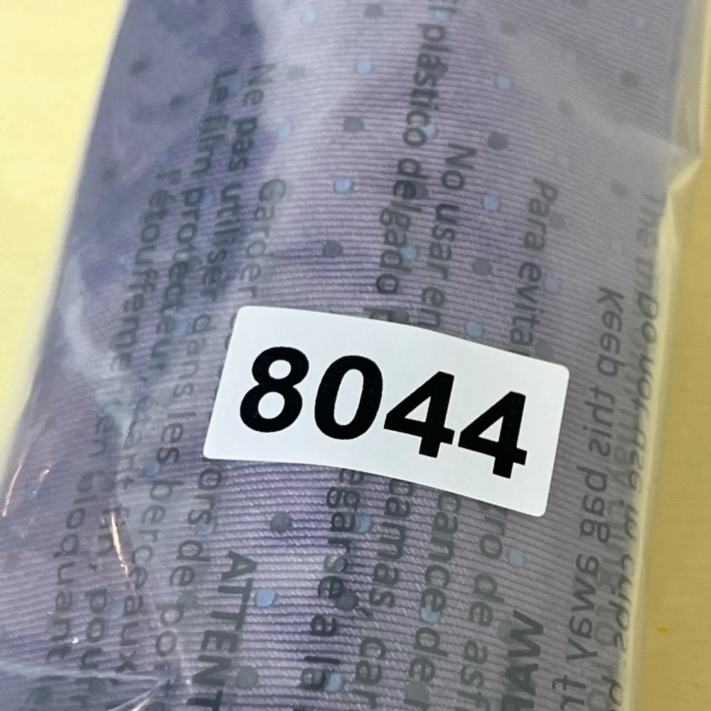 Robert Talbott Carmel Hand Sewn Made in USA 100% Silk Purple Polka Dot Tie - Picture 8 of 9